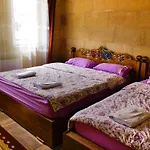 Отель Emre's Stone House 2*