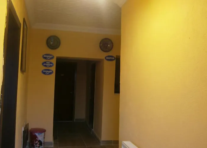 Отель Emre's Stone House 2*