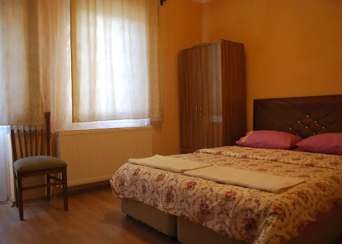 Отель Emre's Stone House