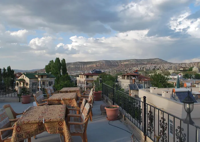 Отель Emre's Stone House 2*