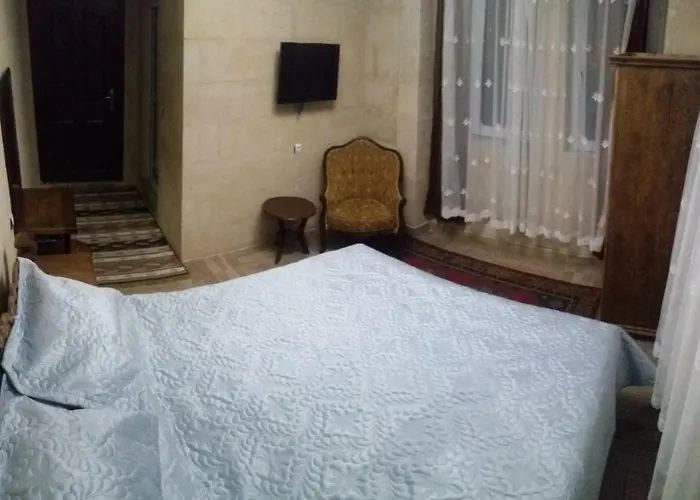 Emre's Stone House Отель 2*