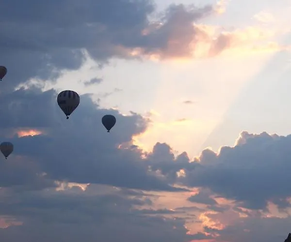 Отель Emre's Stone House