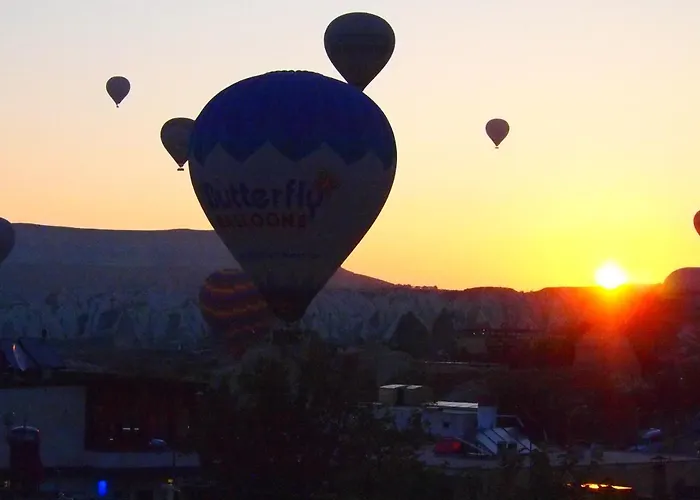 Отель Emre's Stone House 2*